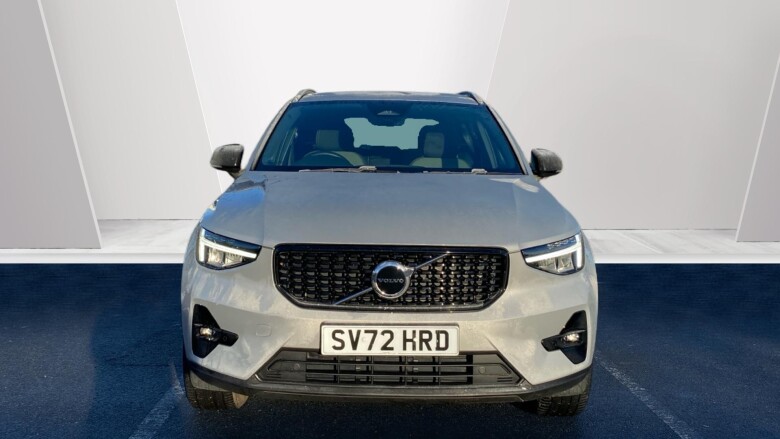 Volvo XC40 2.0 B3P Plus Dark 5dr Auto Petrol Estate